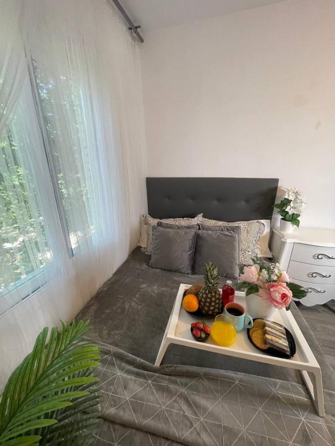 Luxury Room En マドリード エクステリア 写真